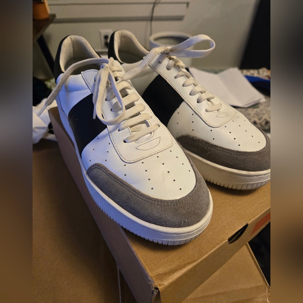 Sandro White and Gray Sneaker - Picture 6 of 6